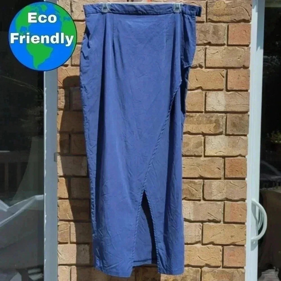 Wrap  Style Skirt - Picture 1 of 9